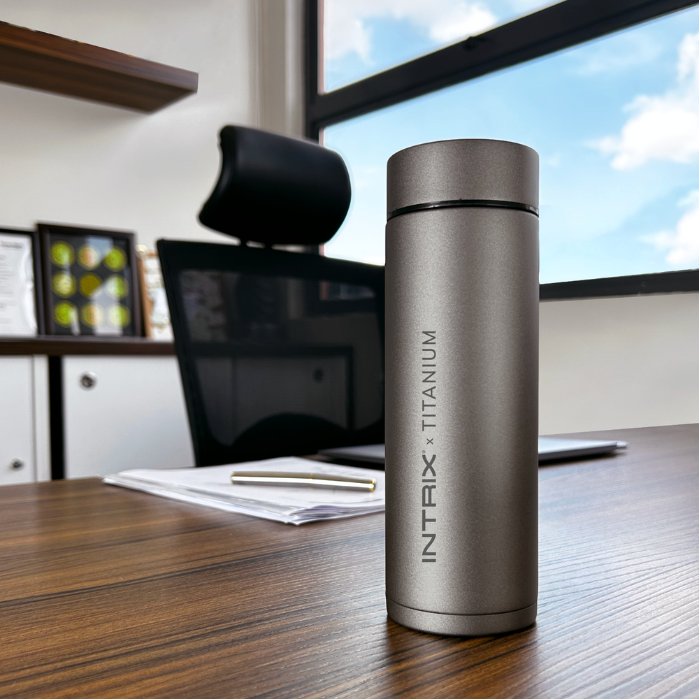 INTRIX Titanium Thermo Flask